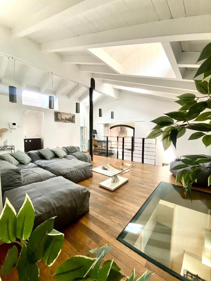 Luxury Industrial Apt Vicino Al Centro Con Garage Brescia Eksteriør bilde